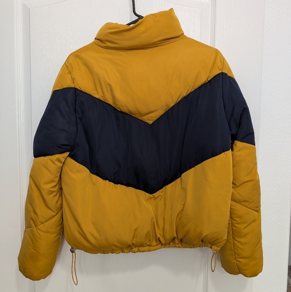 Love Tree Chevron Colorblock Puffer Jacket - Picture 3 of 14